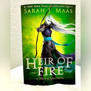 Heir of Fire by Sarah J Mass paperback original cover
